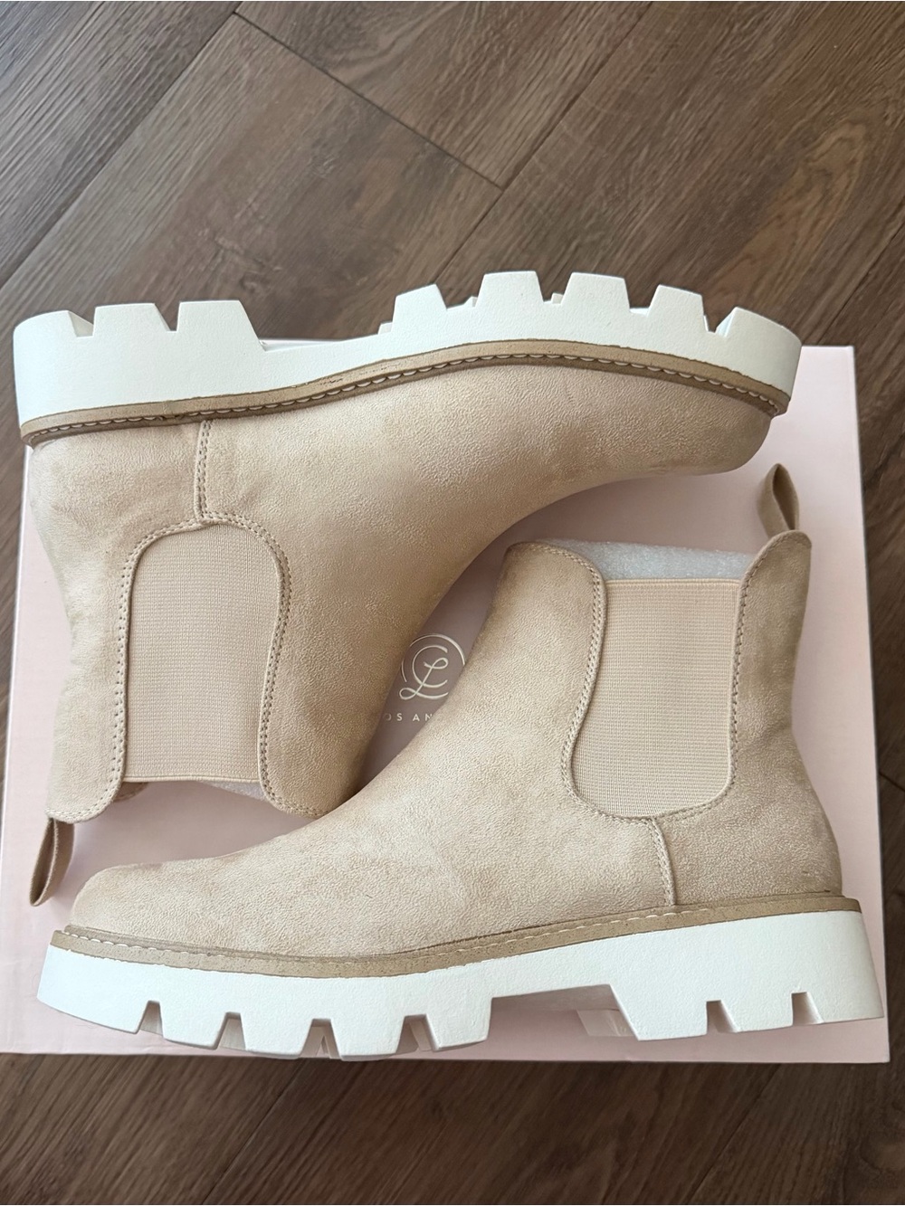 Chinese Laundry Suede Chelsea Boot
